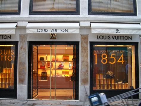 louis vuitton studios|Louis Vuitton italy official website.